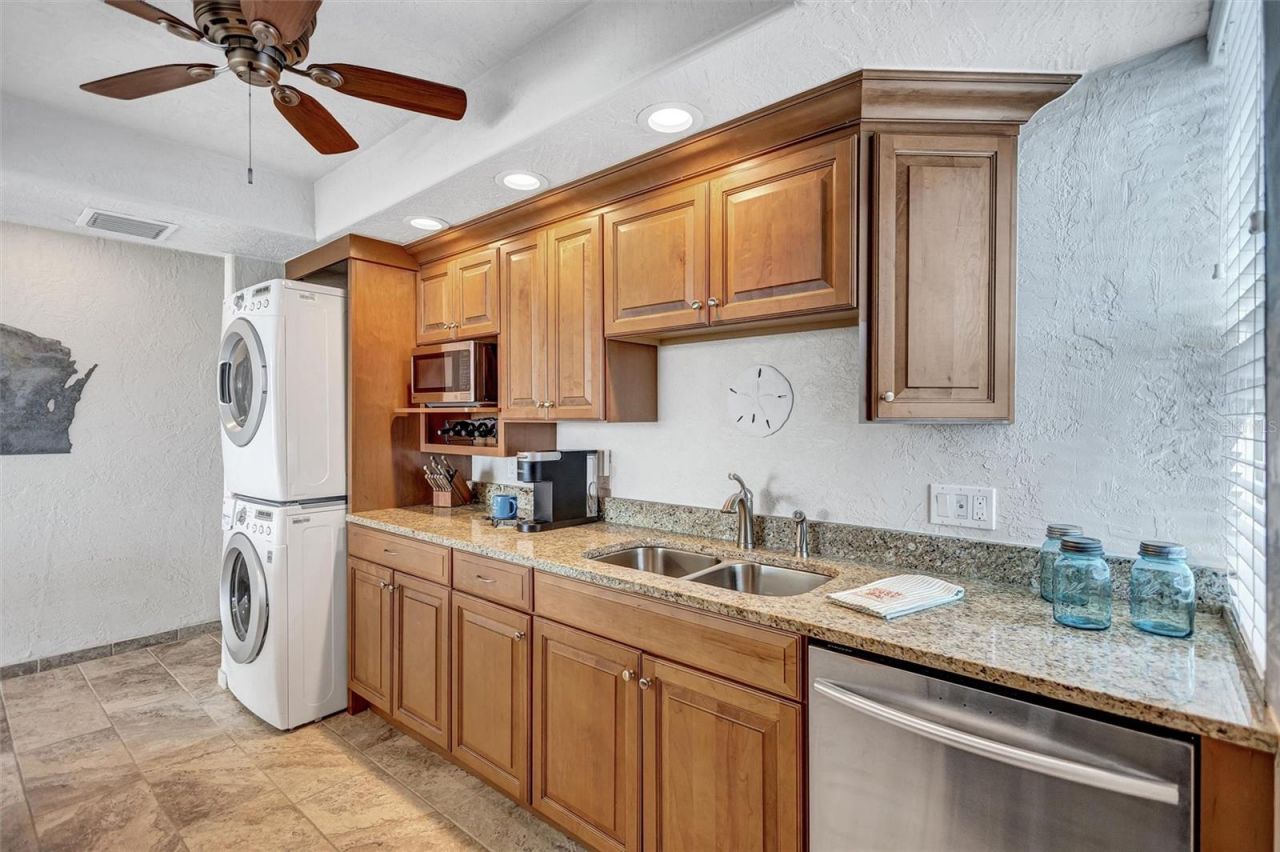 6140 Midnight Pass Road, Unit 101, Sarasota, FL 34242 Photo