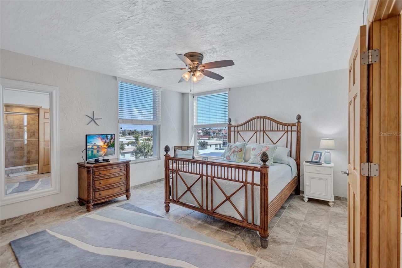 6140 Midnight Pass Road, Unit 101, Sarasota, FL 34242 Photo