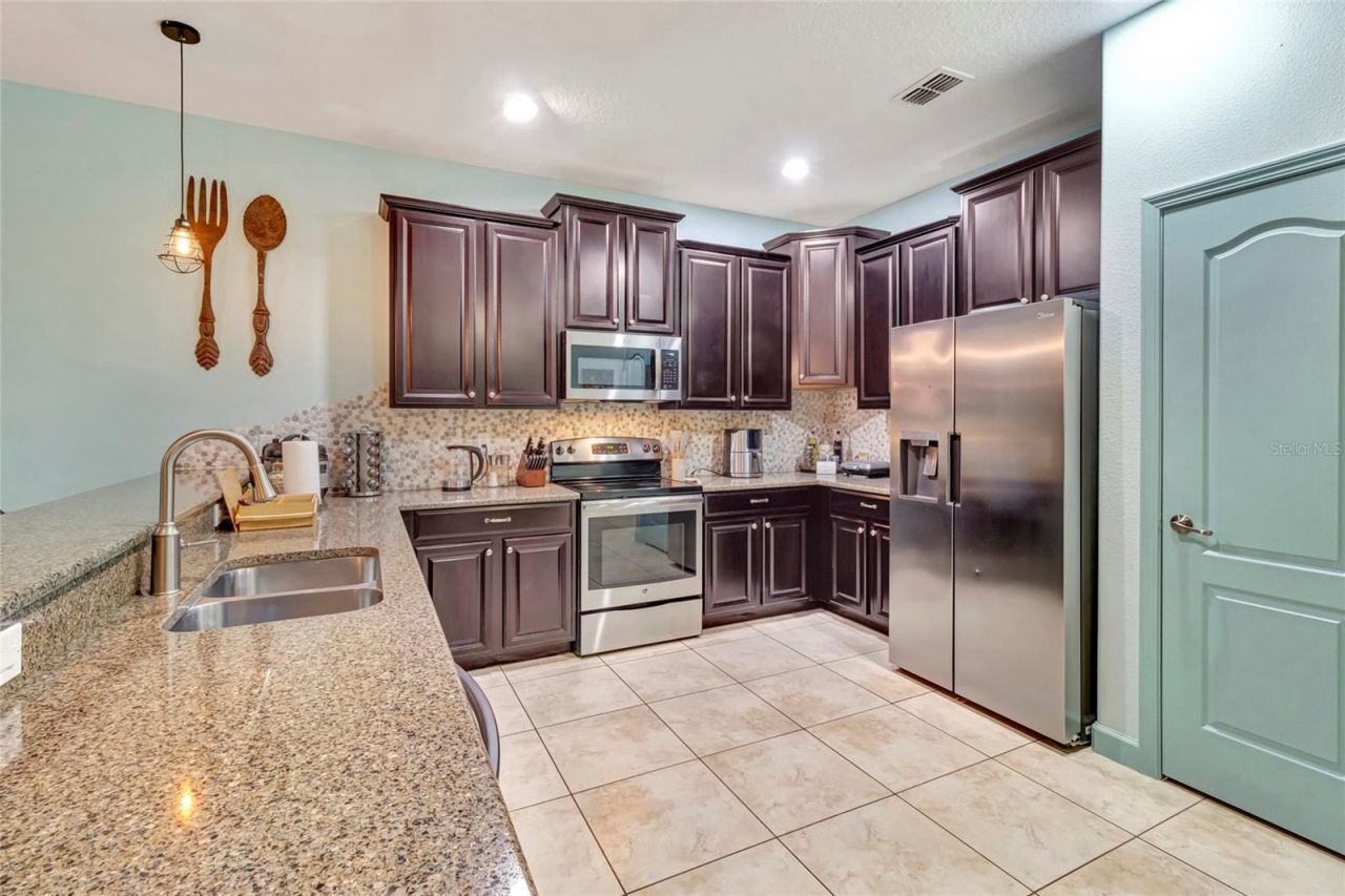 1424 Wexford Way, Davenport, FL 33896 Photo