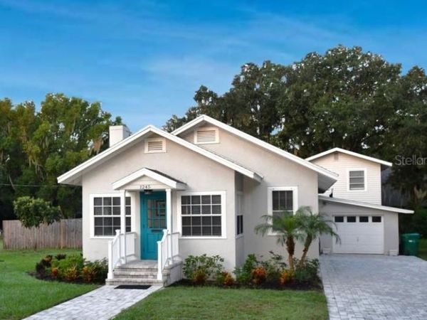 1245 N ALEXANDER STREET, MOUNT DORA, FL 32757
