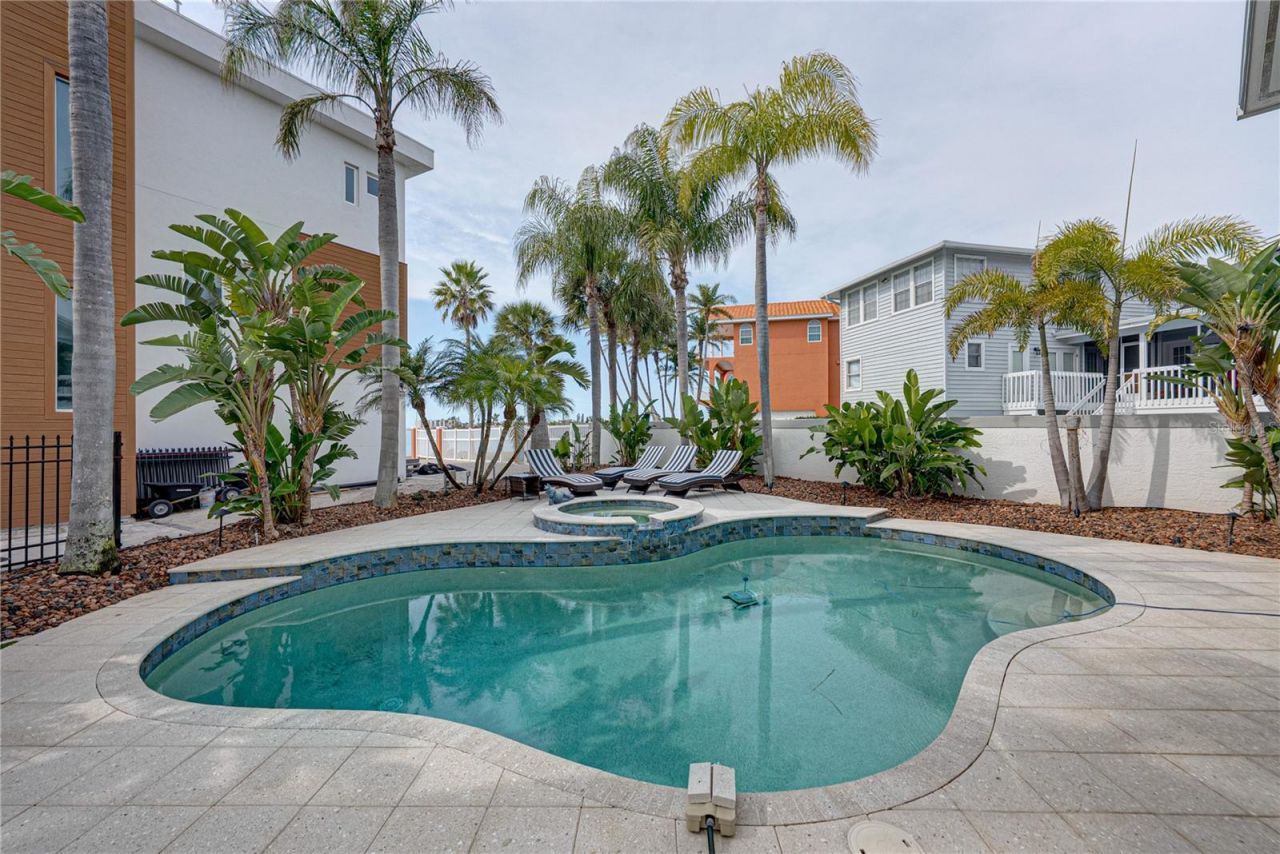 723 Pinta Drive, Tierra Verde, FL 33715 Photo