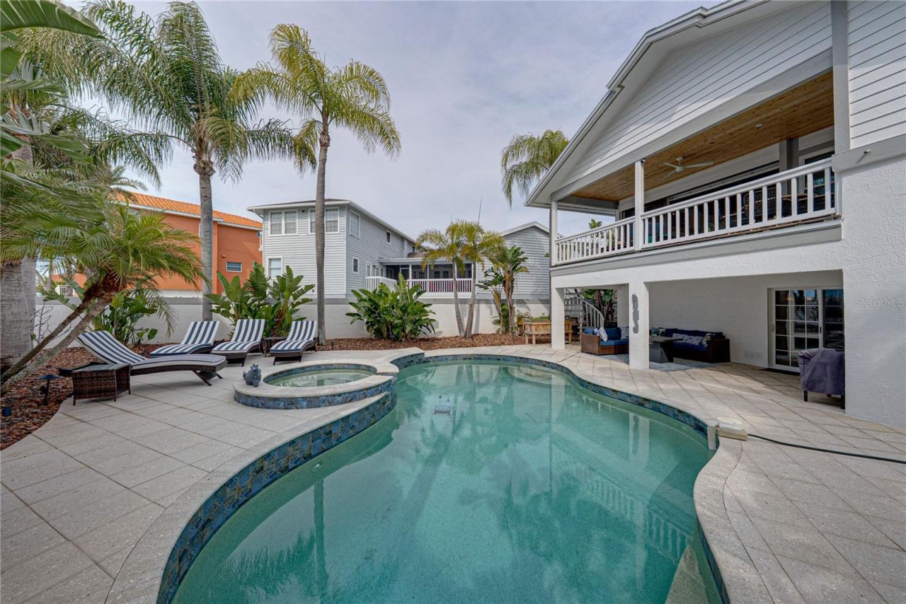 723 Pinta Drive, Tierra Verde, FL 33715 Photo