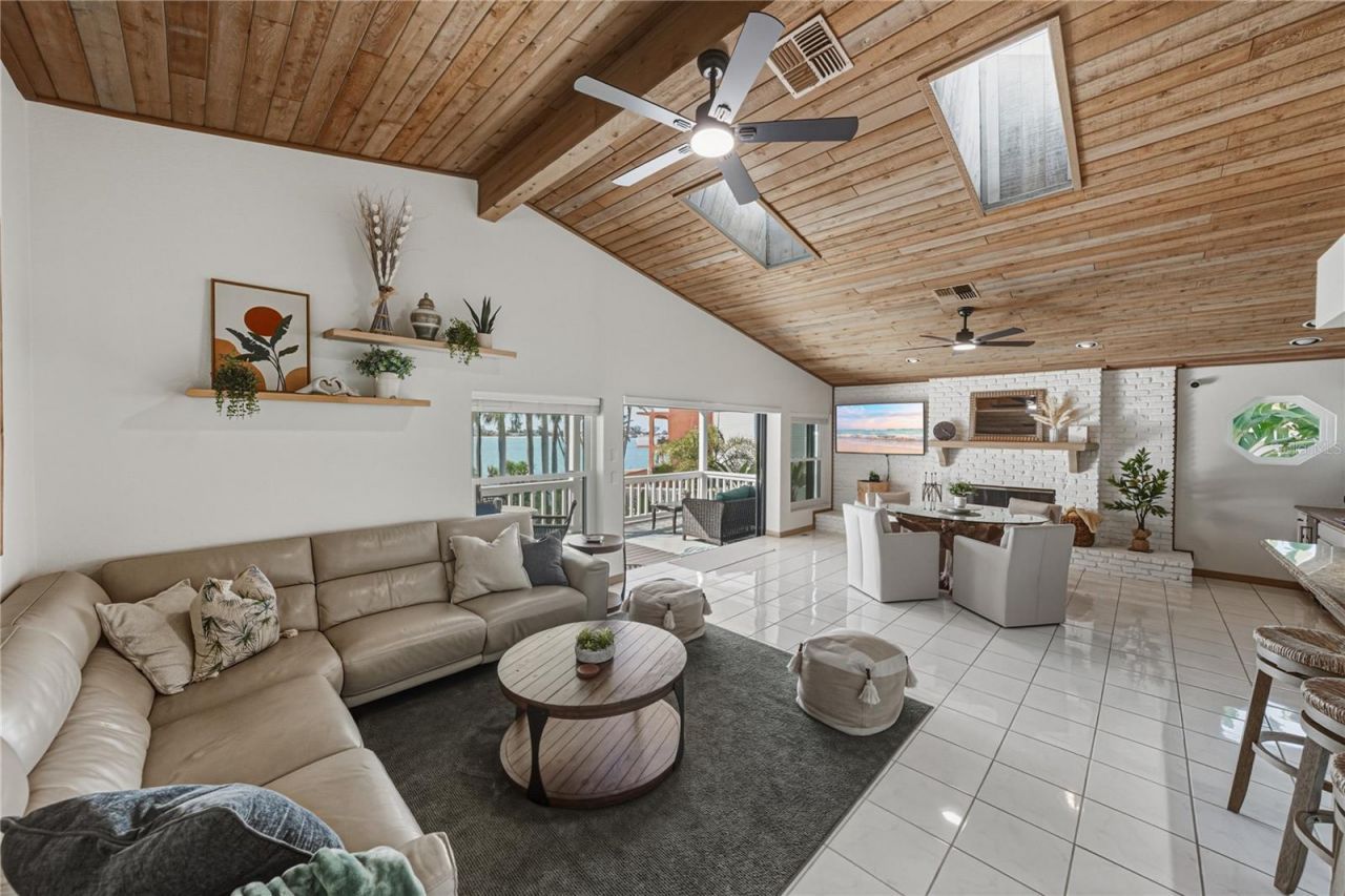 723 Pinta Drive, Tierra Verde, FL 33715 Photo