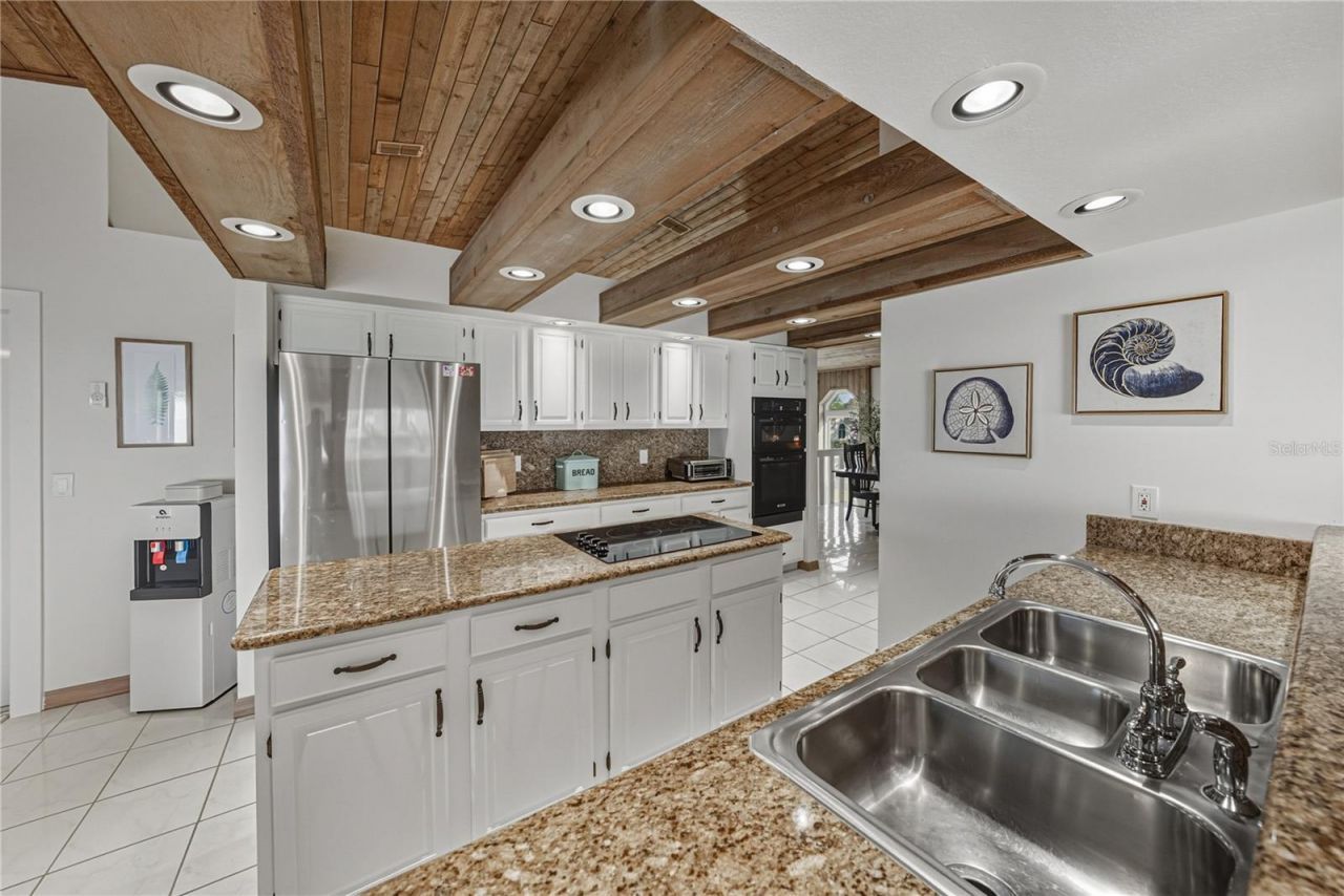 723 Pinta Drive, Tierra Verde, FL 33715 Photo