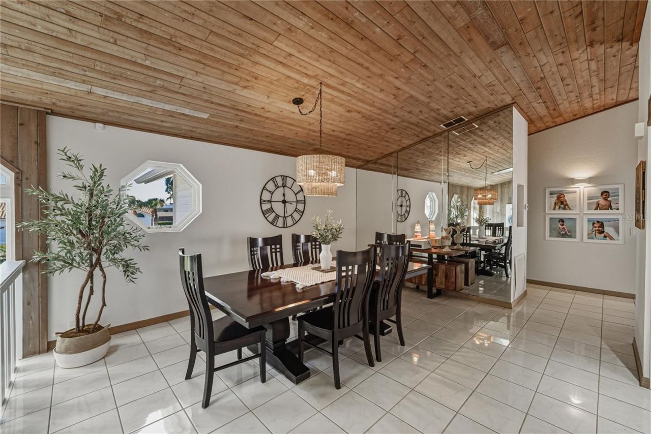 723 Pinta Drive, Tierra Verde, FL 33715 Photo