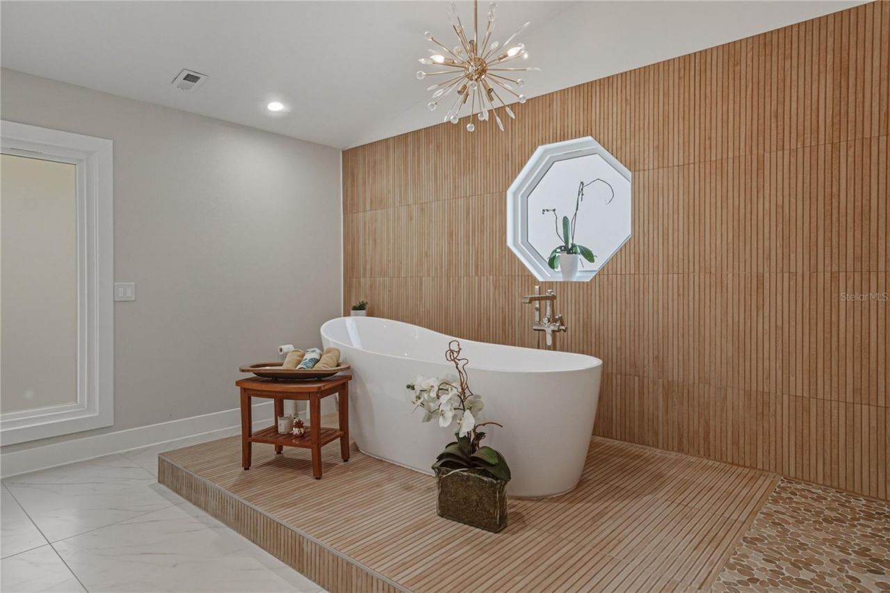 723 Pinta Drive, Tierra Verde, FL 33715 Photo