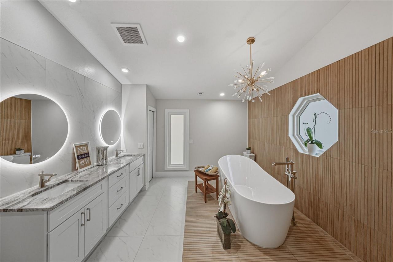 723 Pinta Drive, Tierra Verde, FL 33715 Photo