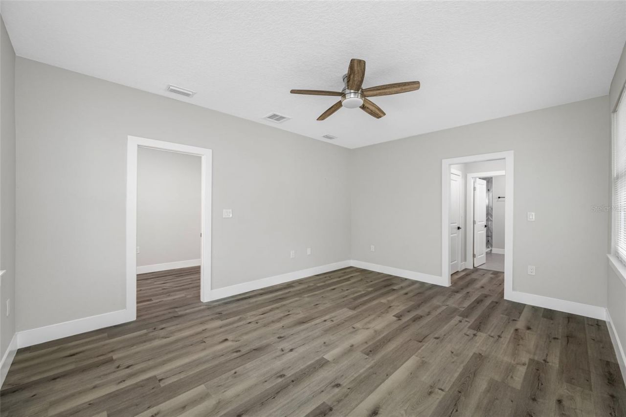 6910 Dartmouth Avenue N, Saint Petersburg, FL 33710 Photo