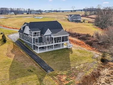 393 ROCK ISLAND RIDGE, LAKE ANNA, MINERAL, VA 23117