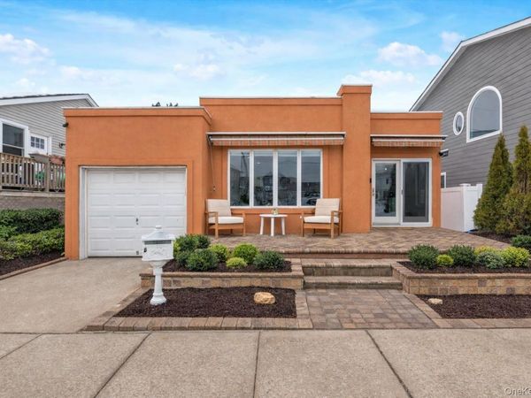 6 Clark Street, Long Beach, NY 11561