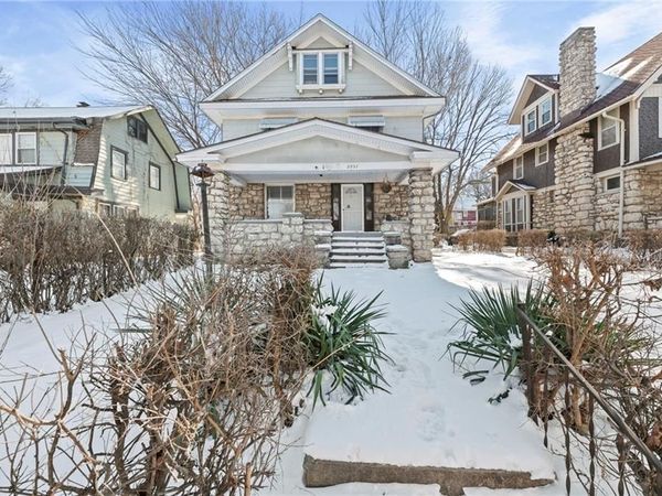 2951 Victor Street, Kansas City, MO 64128