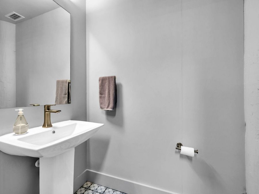Property Image 90
