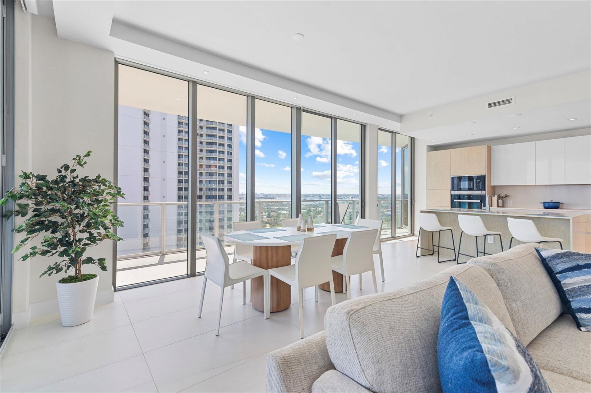 3100 N Ocean Drive, Unit H1204, Singer Island, FL 33404 Photo