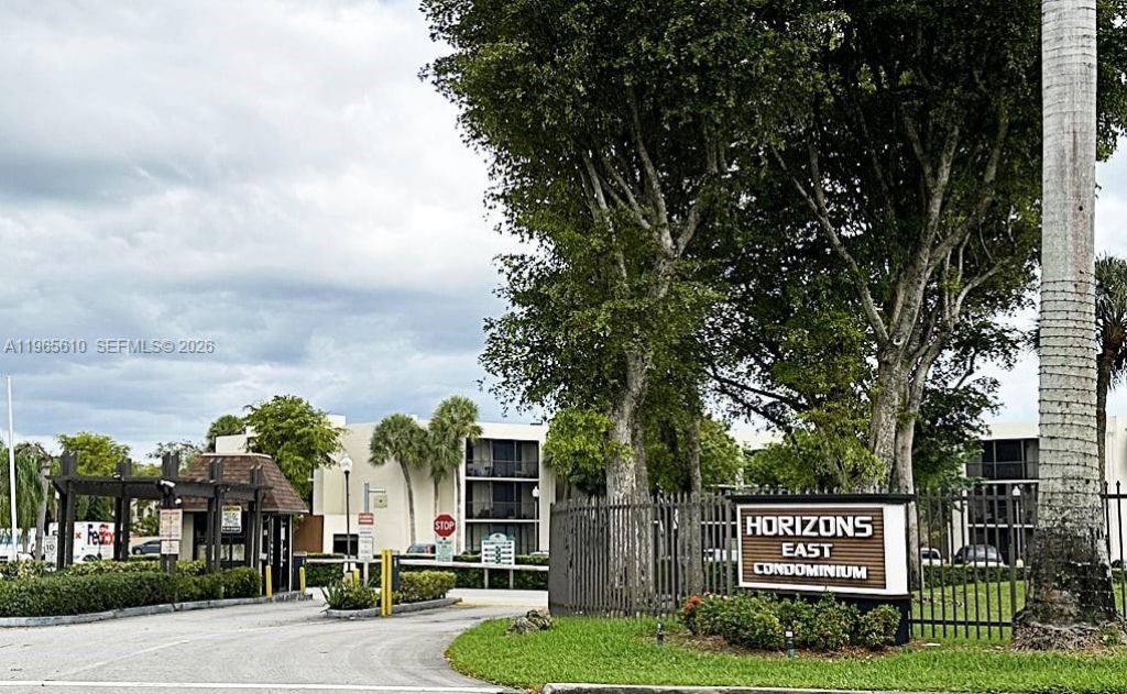 8065 SW 107th Ave, Unit 214, Miami, FL 33173 Photo