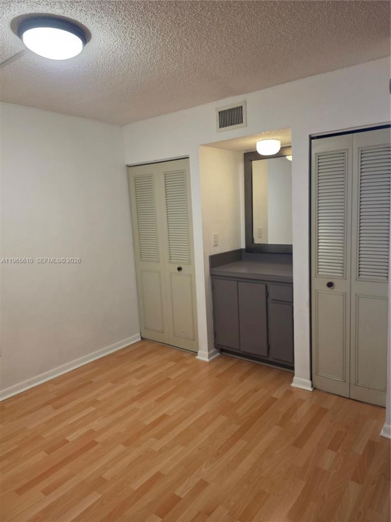 8065 SW 107th Ave, Unit 214, Miami, FL 33173 Photo