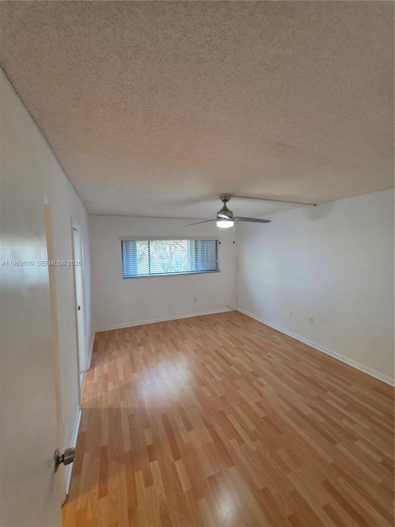 8065 SW 107th Ave, Unit 214, Miami, FL 33173 Photo