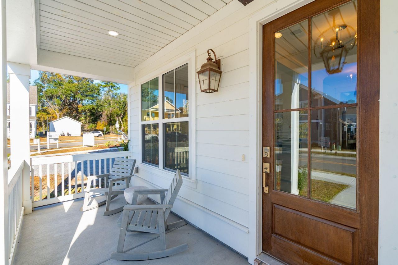 2151 Arthur Rose Lane Photo 7