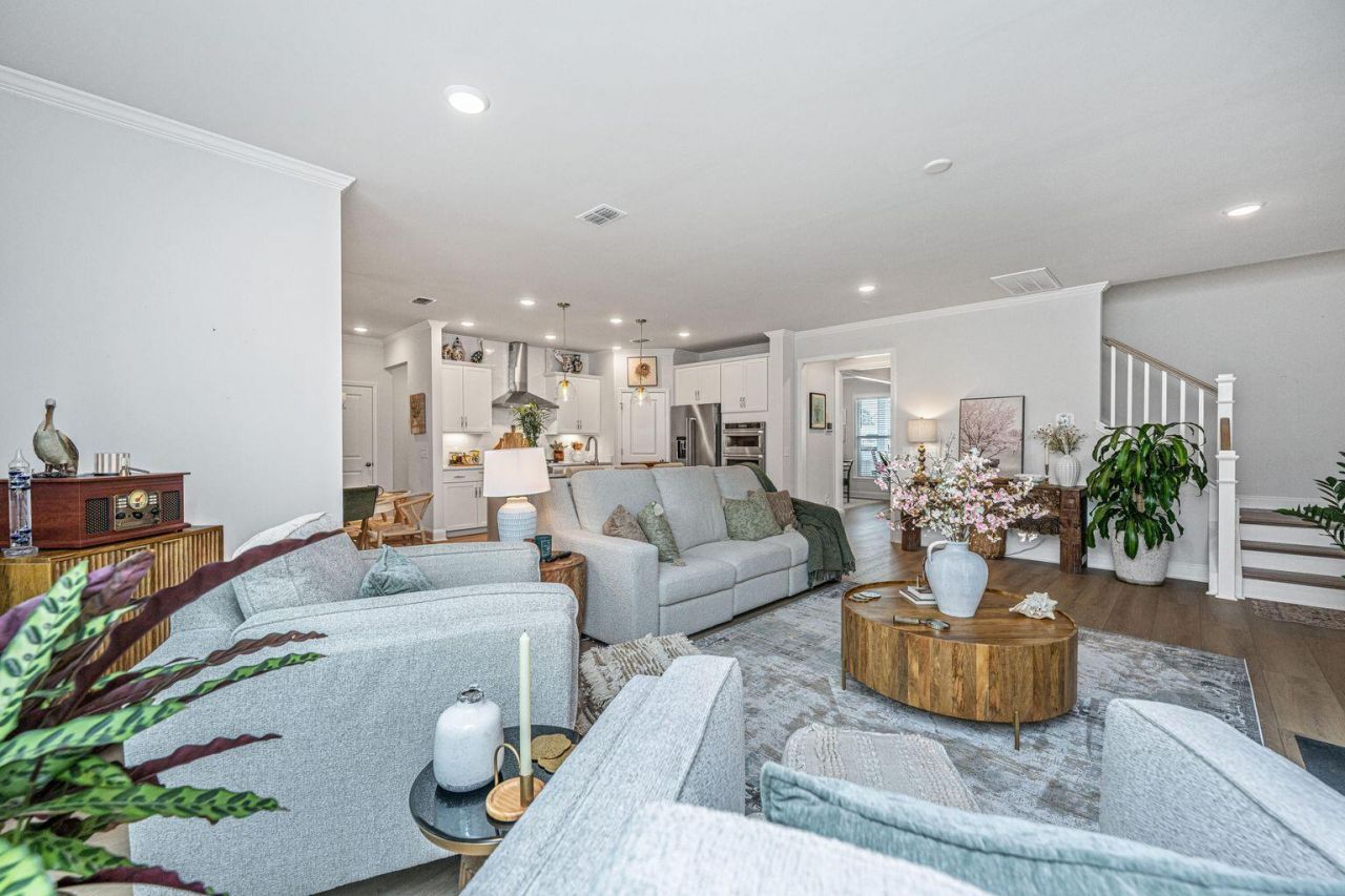 4287 Hugh Bennett Drive Photo 18