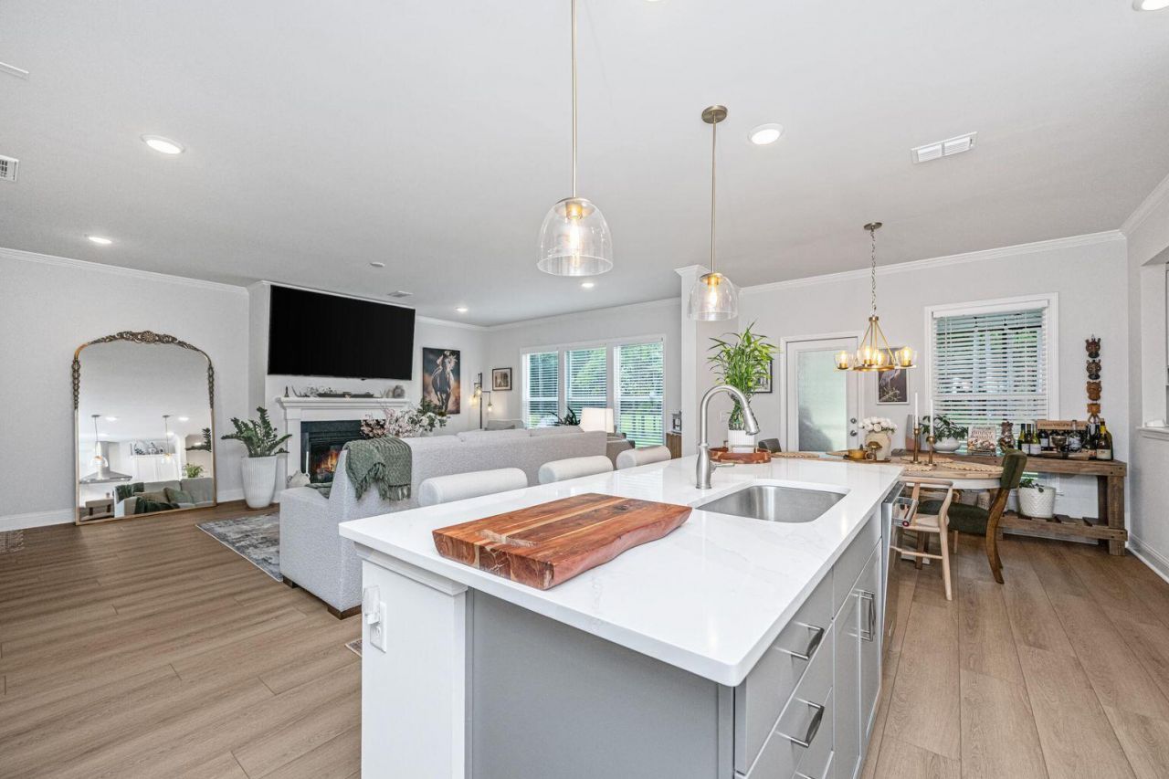 4287 Hugh Bennett Drive Photo 24