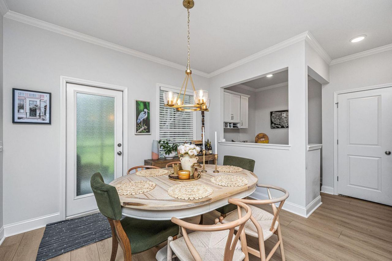 4287 Hugh Bennett Drive Photo 25