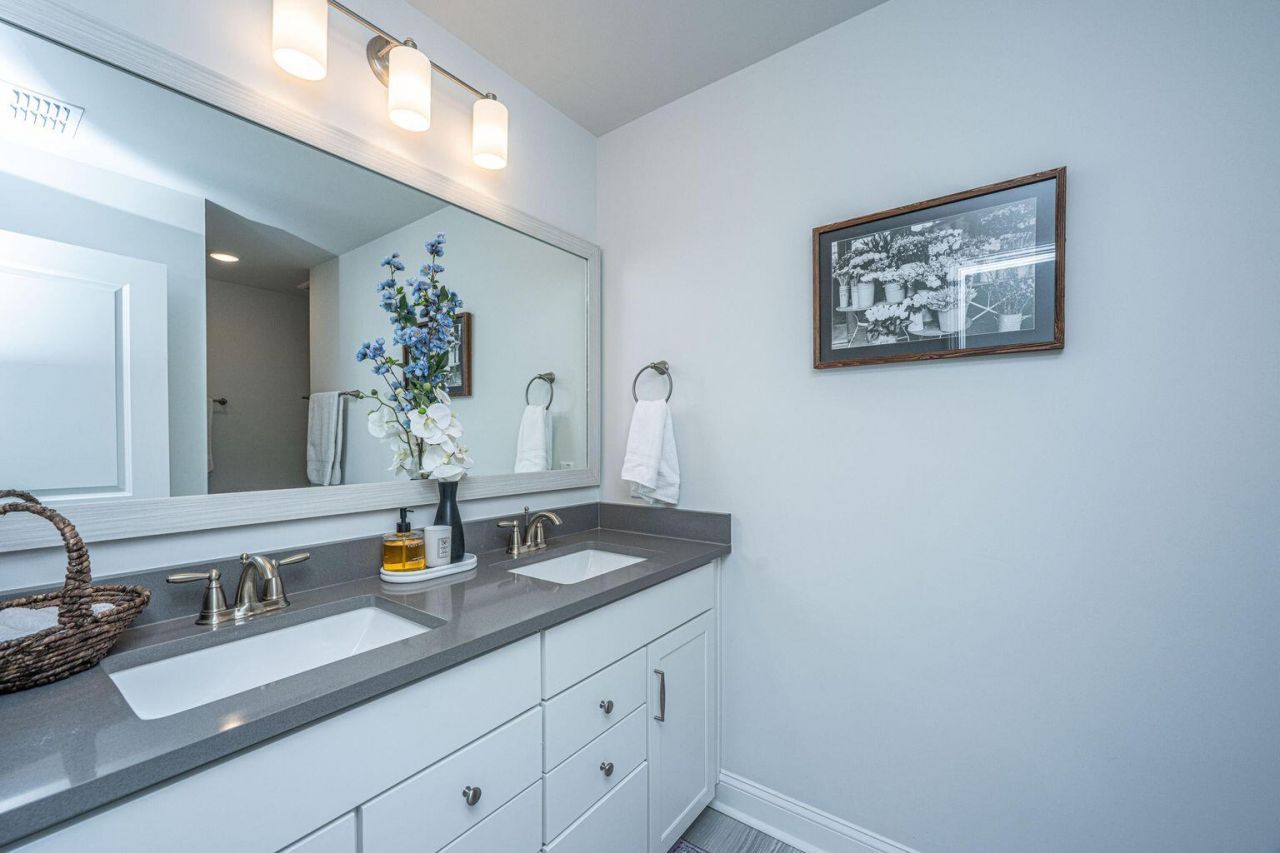 4287 Hugh Bennett Drive Photo 37