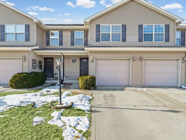 3420 Stoneway Court, Champaign, IL 61822