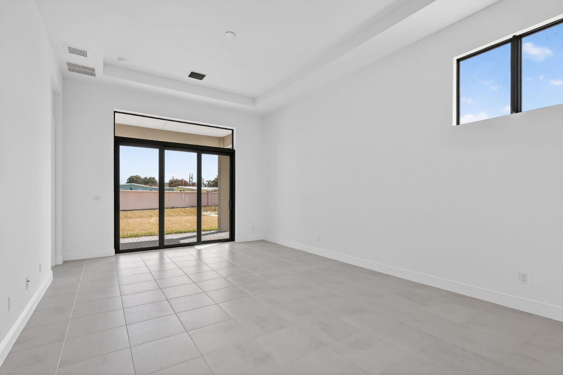 320 SE Via Sangro, Port Saint Lucie, FL 34952 Photo