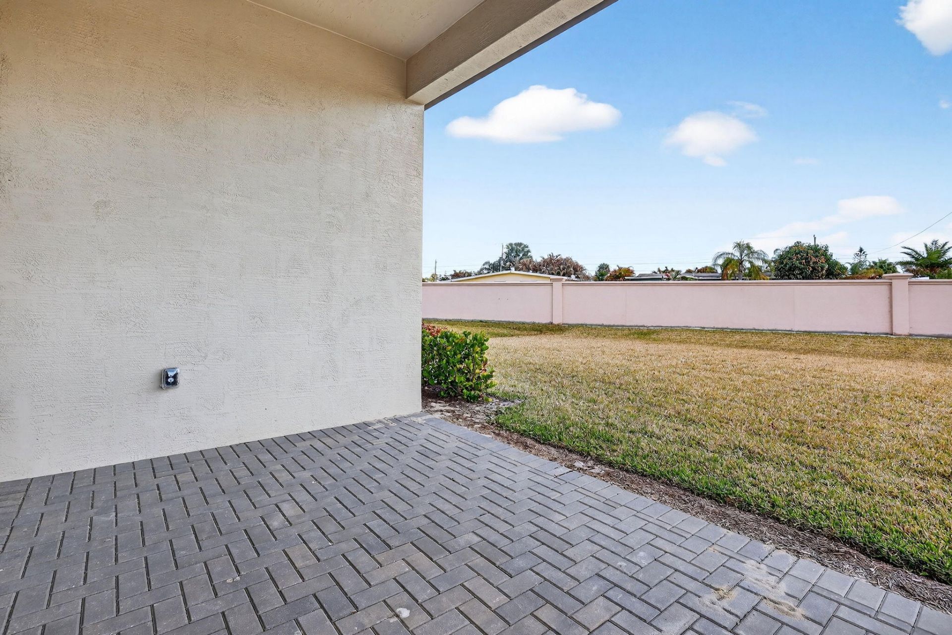 320 SE Via Sangro, Port Saint Lucie, FL 34952 Photo