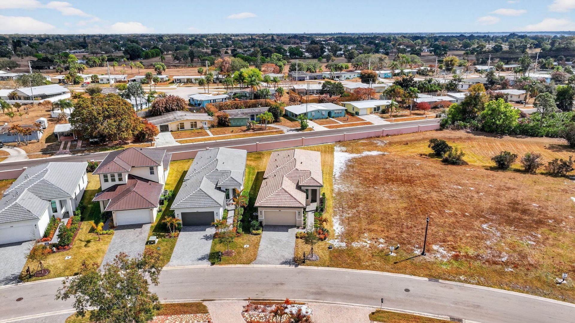 320 SE Via Sangro, Port Saint Lucie, FL 34952 Photo