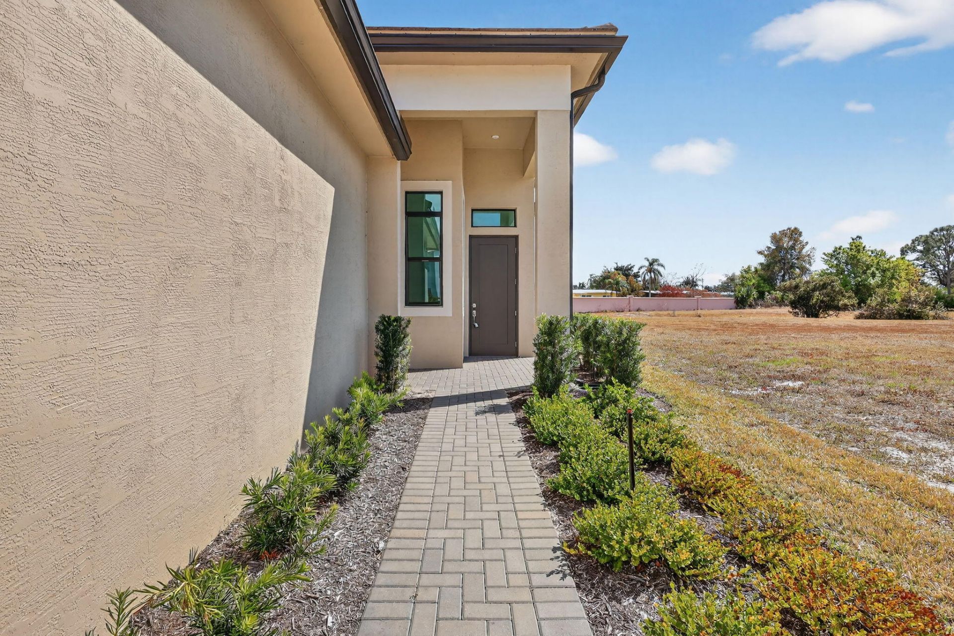 320 SE Via Sangro, Port Saint Lucie, FL 34952 Photo