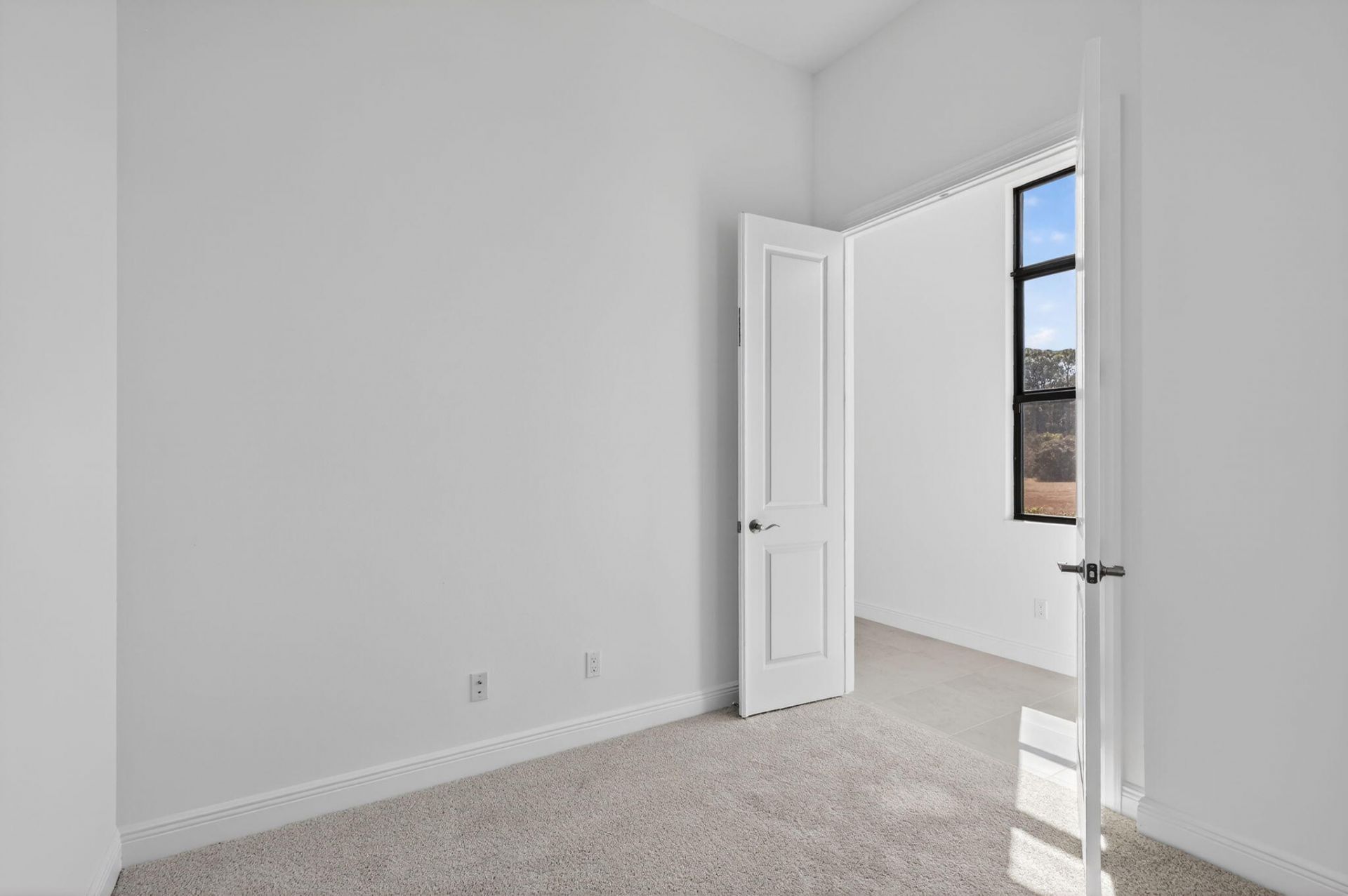 320 SE Via Sangro, Port Saint Lucie, FL 34952 Photo