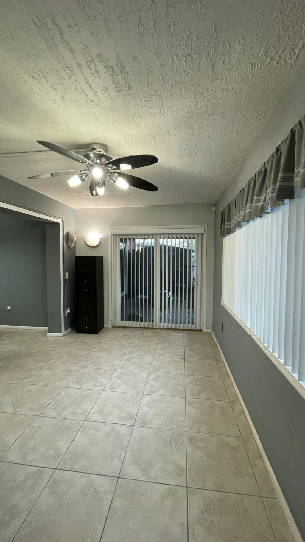 9282 NW 24th Place, Sunrise, FL 33322 Photo