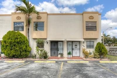 5808 W 26th Avenue, Unit 211, Hialeah, FL 33016 Photo