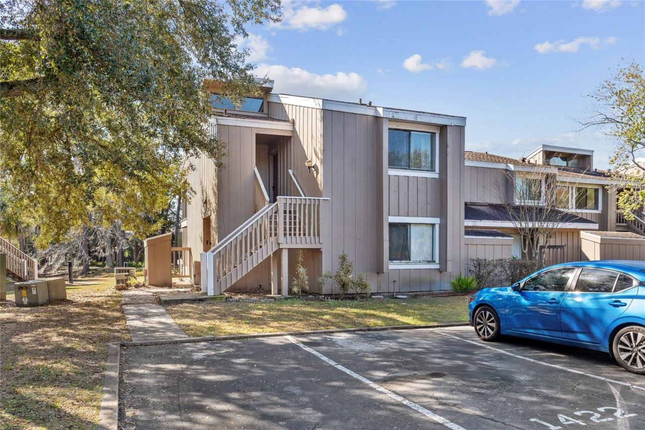 6120 Peregrine Avenue, Unit A08-2, Orlando, FL 32819 Main Photo