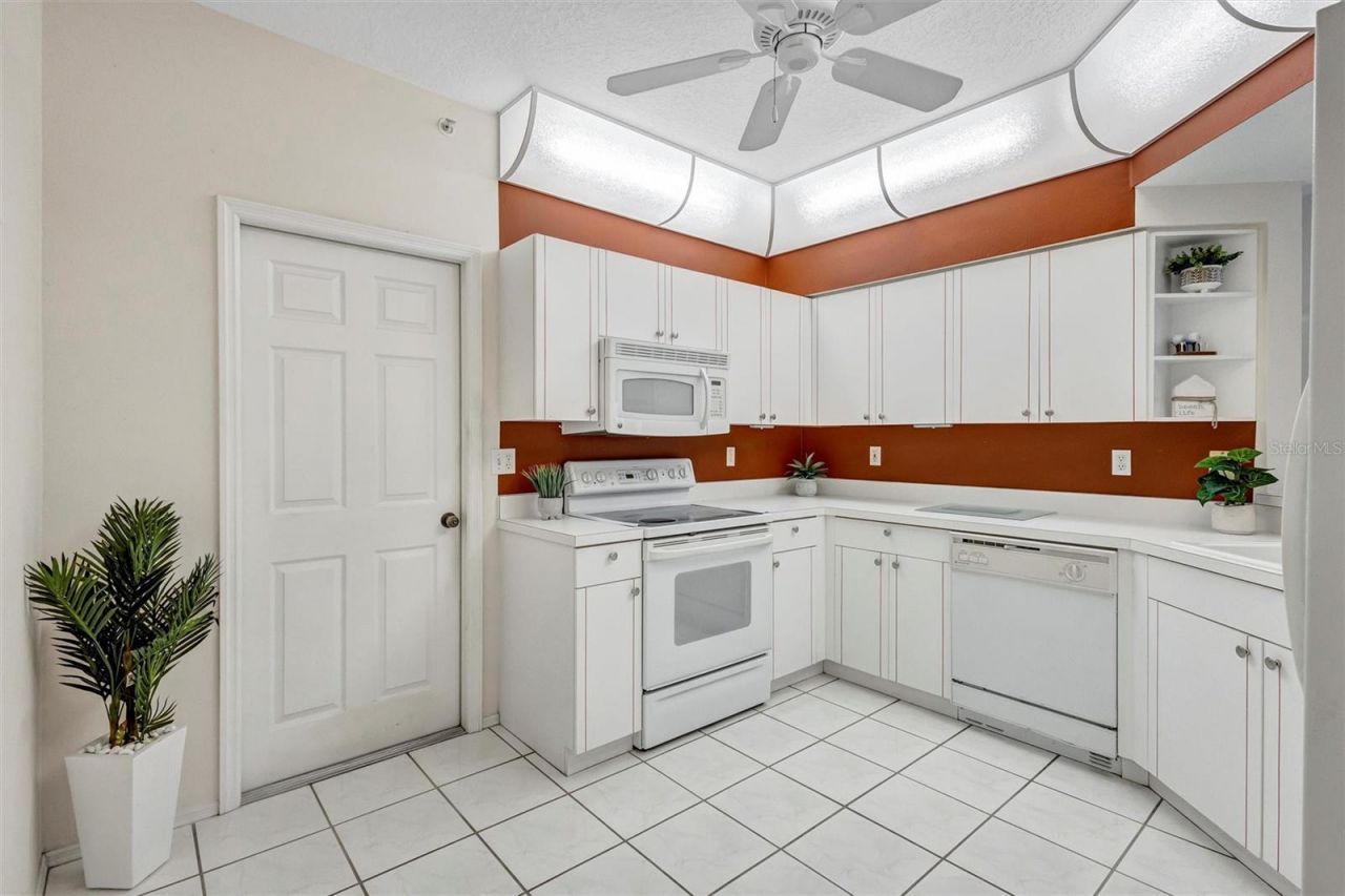 5430 Fair Oaks Street, Unit 5430, Bradenton, FL 34203 Photo