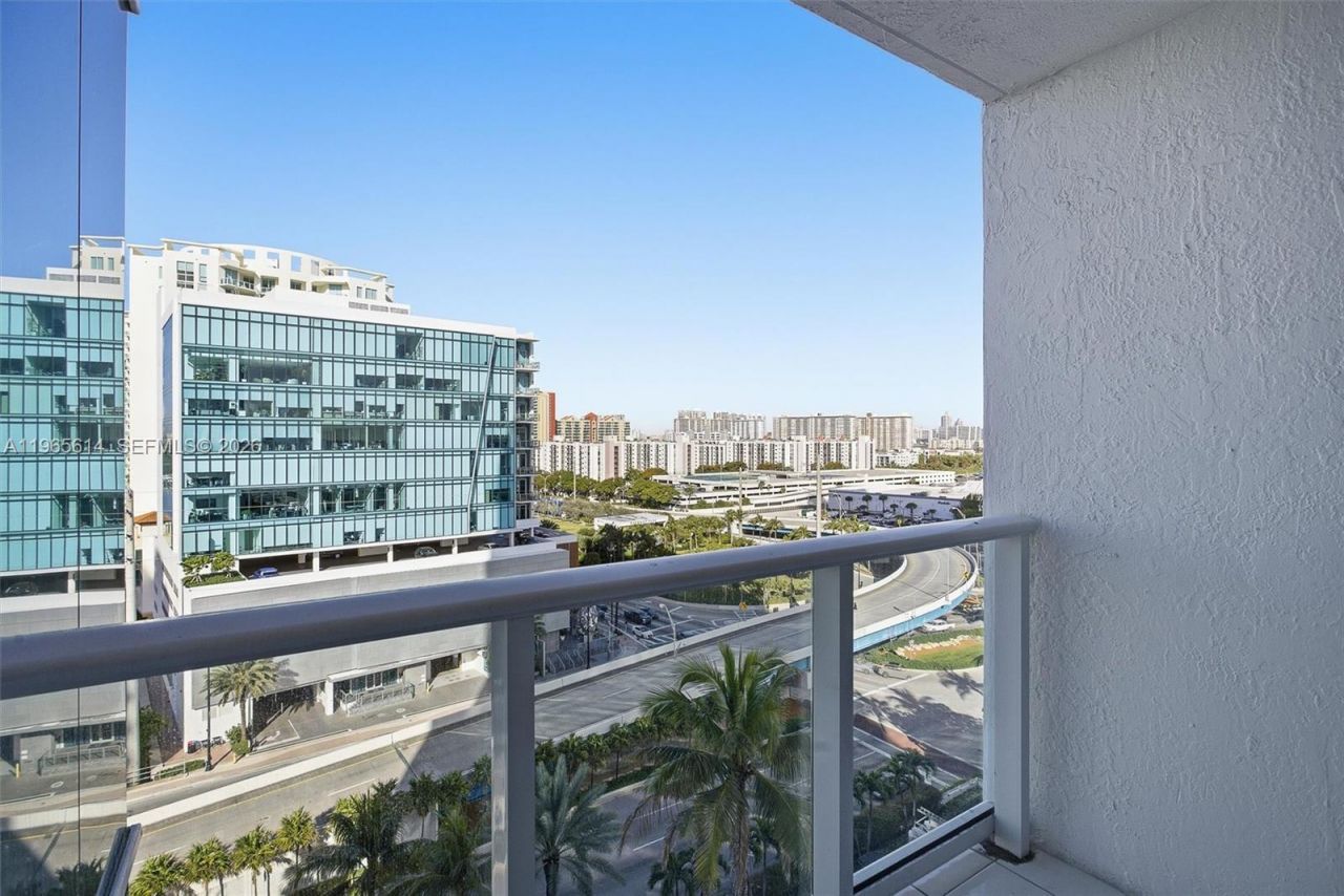 16485 Collins Ave , Unit 1034, Sunny Isles Beach, FL 33160 Photo