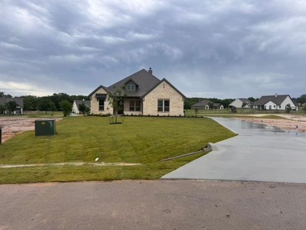 605 Tay Tay Way, Springtown, TX 76082