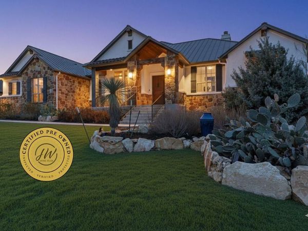 604 Brave Face ST, Leander, TX 78641