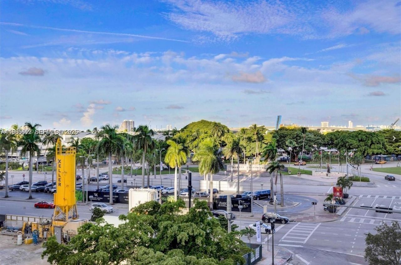 244 Biscayne Blvd , Unit 440, Miami, FL 33132 Photo