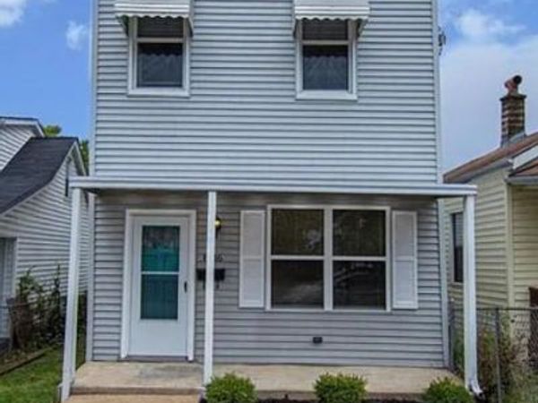 8516 Pennsylvania Avenue, St Louis, MO 63111