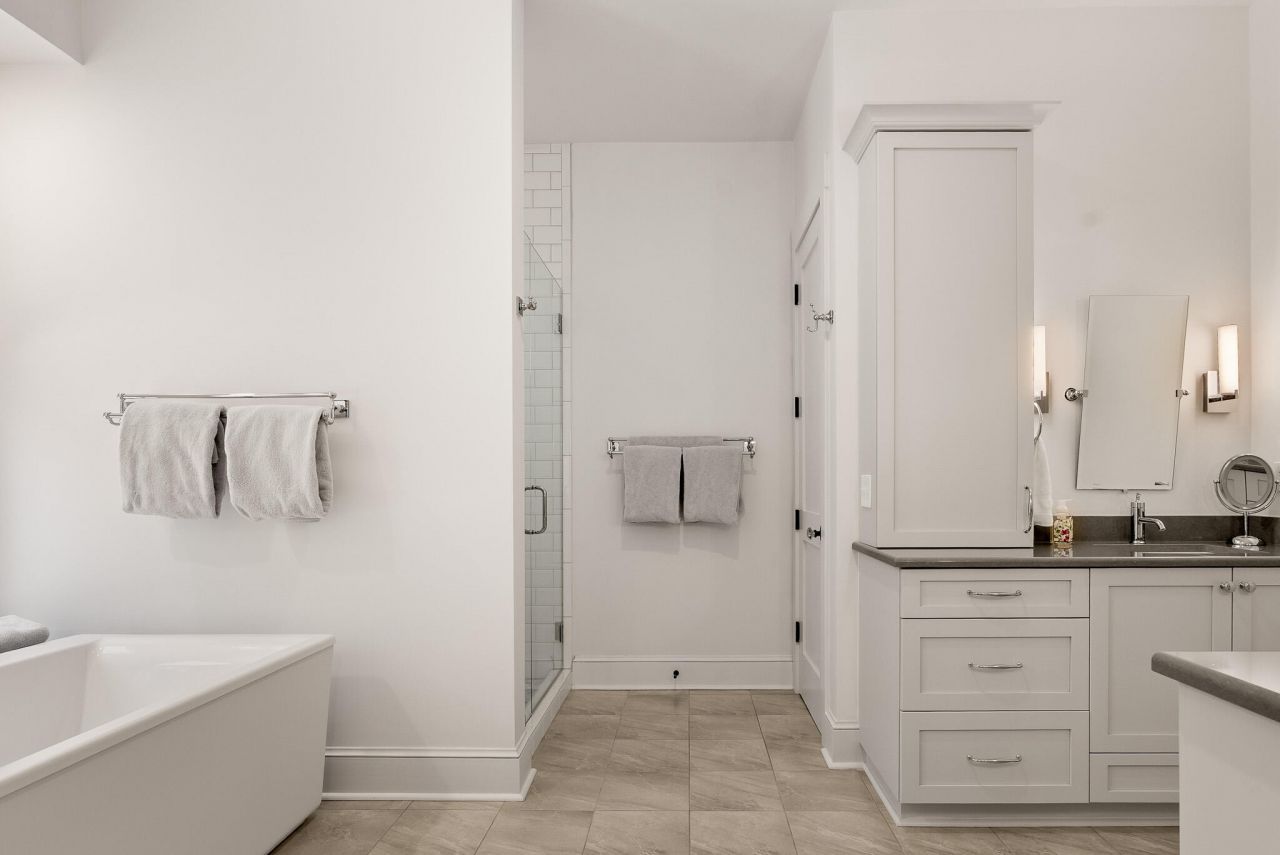 4105 Gnarled Oaks Lane Photo 41