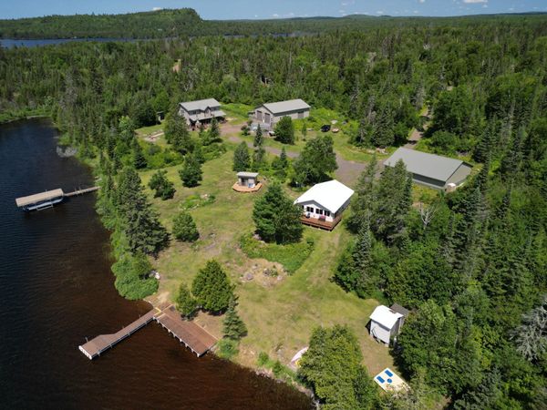 1339 Tom Lake Road, Hovland, MN 55606