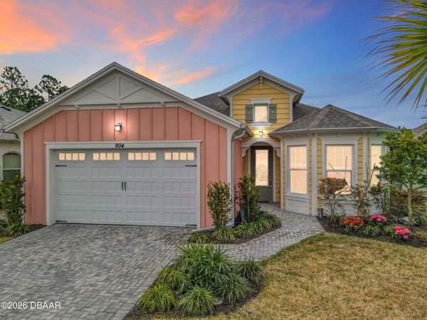 904 Barnacle Bay Court, Daytona Beach, FL 32124