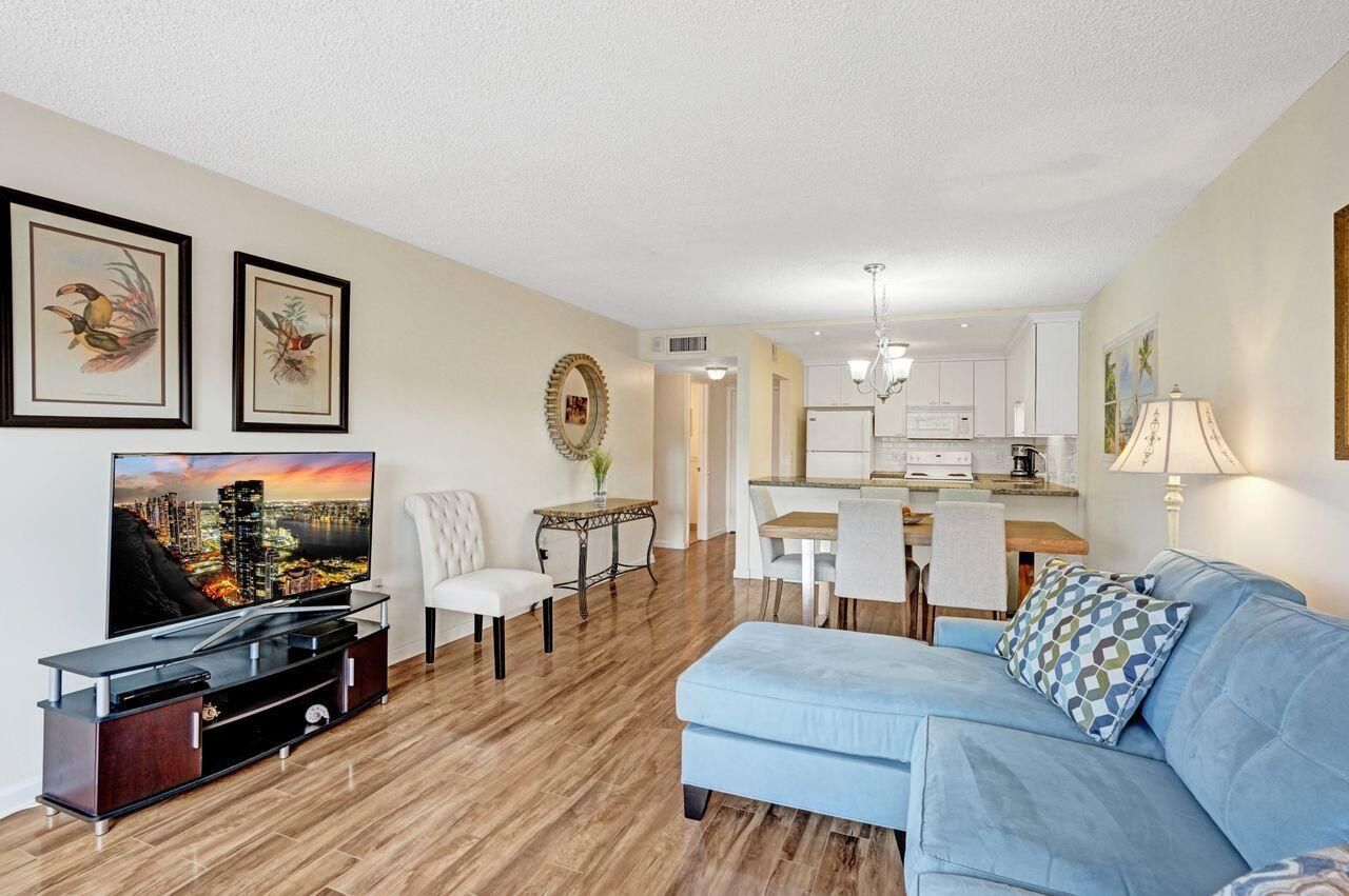 1502 S Lakeside Drive, Unit #303, Lake Worth Beach, FL 33460 Photo