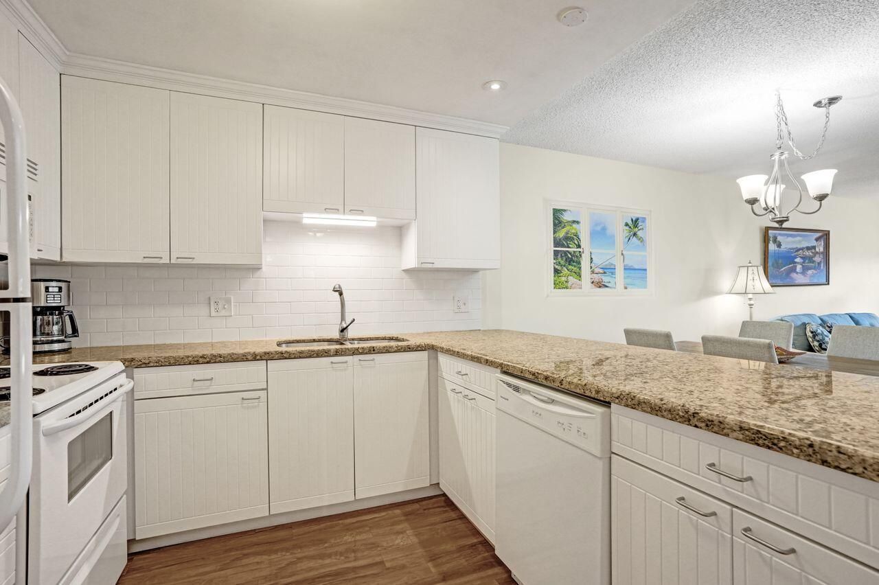 1502 S Lakeside Drive, Unit #303, Lake Worth Beach, FL 33460 Photo