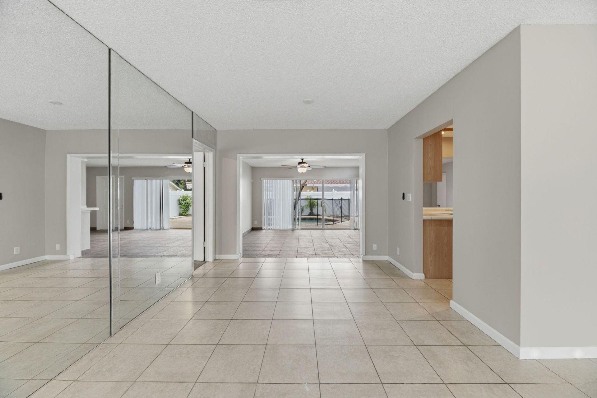 6110 NE 19th Ave, Fort Lauderdale, FL 33308 Photo