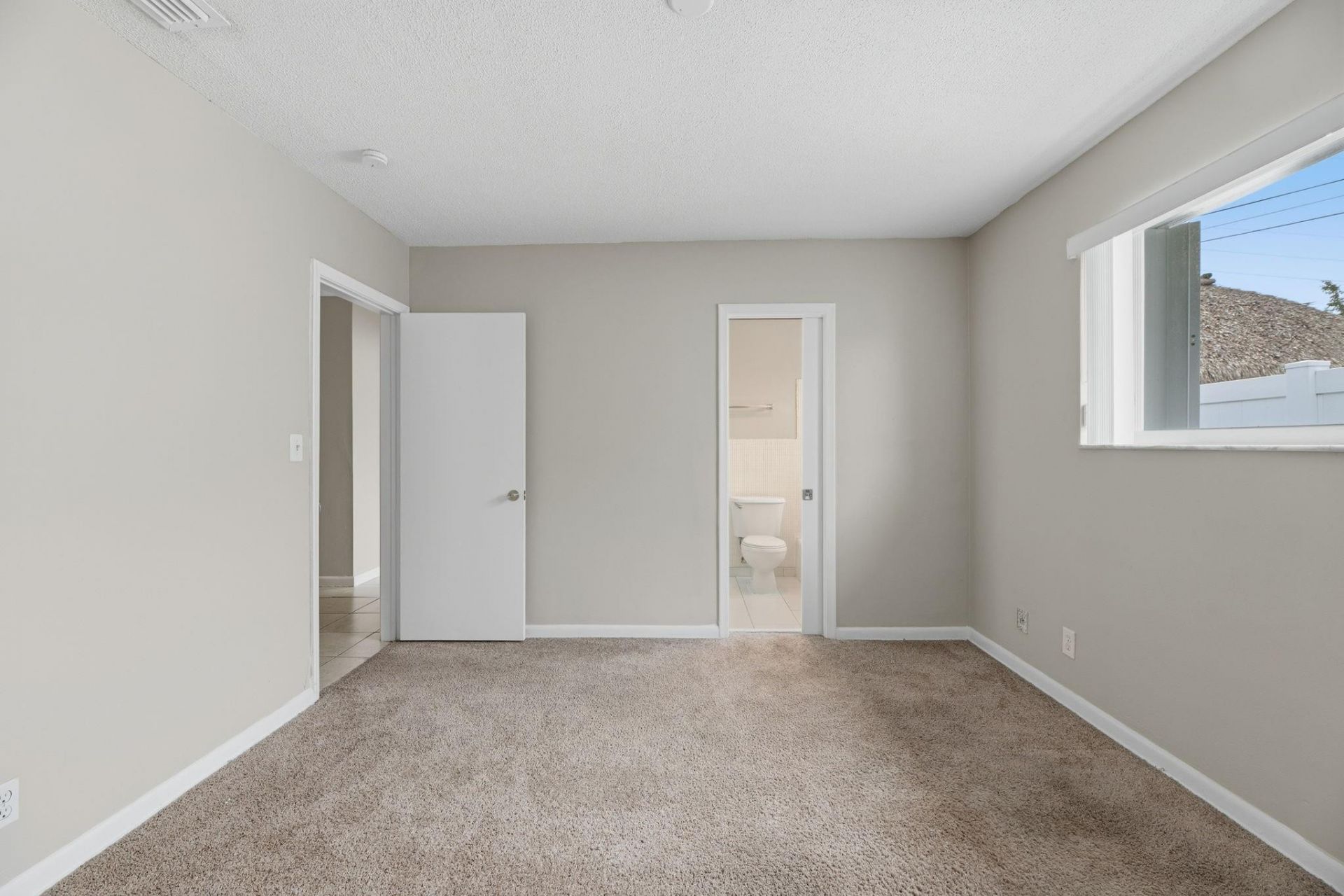 6110 NE 19th Ave, Fort Lauderdale, FL 33308 Photo