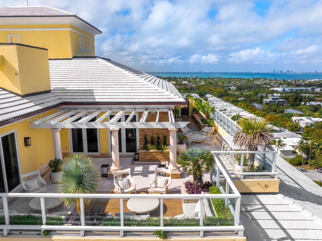 445 Grand Bay Drive, Unit PH-1A, Key Biscayne, FL 33149 Photo