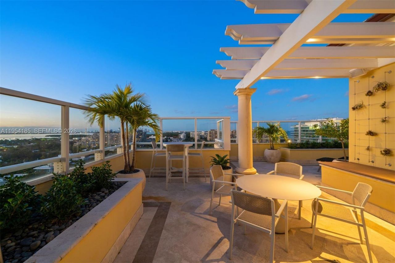 445 Grand Bay Drive, Unit PH-1A, Key Biscayne, FL 33149 Photo