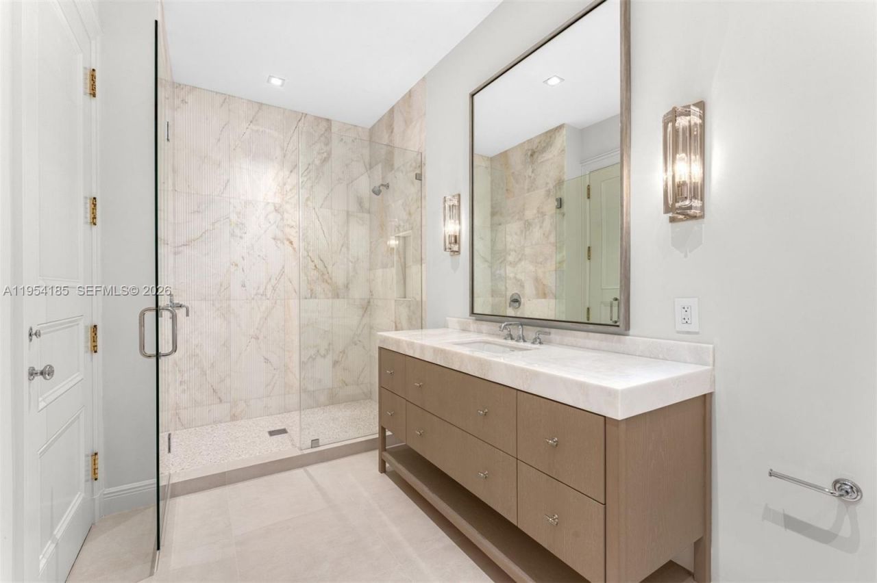 445 Grand Bay Drive, Unit PH-1A, Key Biscayne, FL 33149 Photo